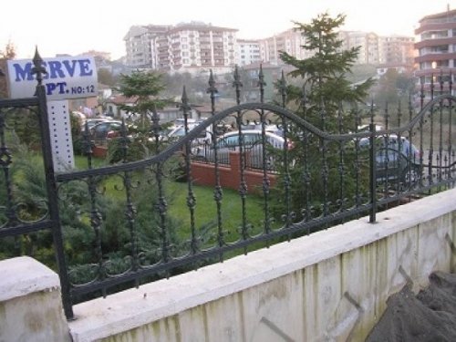 BAHÇE DUVAR KORKULUĞU