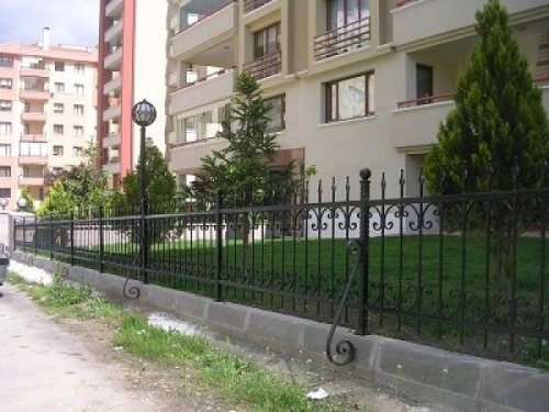 BAHÇE DUVAR KORKULUĞU